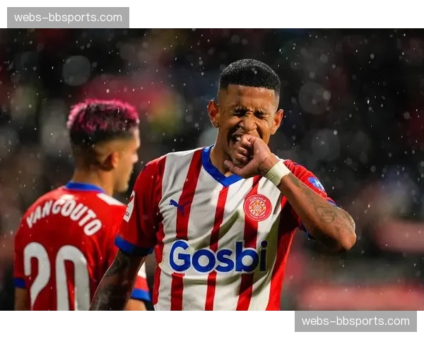 贝蒂斯进攻端多点开花 前场球员跑位配合默契度高